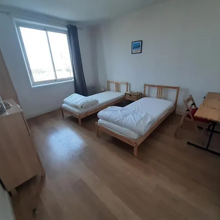 Apartment Lumineux A Centre, 2 Chambres, Proche Commerces Et Gare, Wifi Inclus - Fr-1-239-490