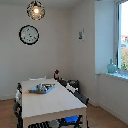 Hendaye, 3 Pièces, 6 Personnes - Fr-1-239-490 Appartement *
